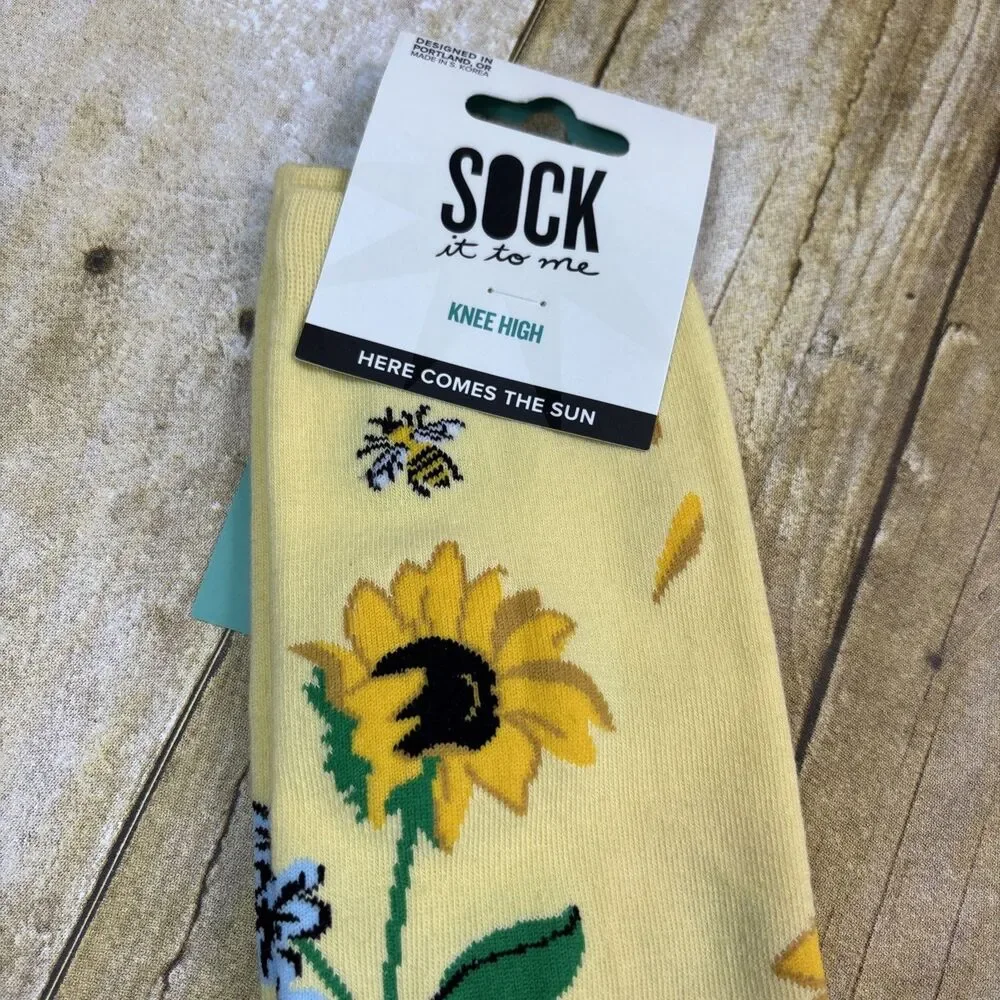 Sock It To Me Knee High Socks Womens 5-10 Here Comes The Sun Daisy Bee Yellow